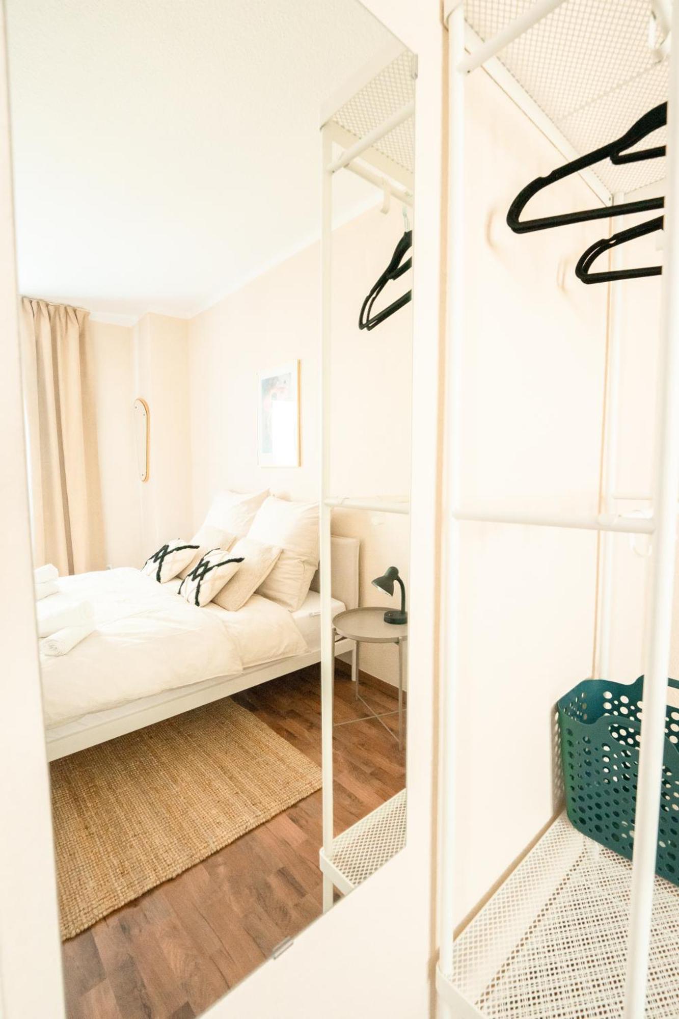 -Super Zentrales Zimmer- Direkt An Der Lutter! 比勒费尔德 外观 照片