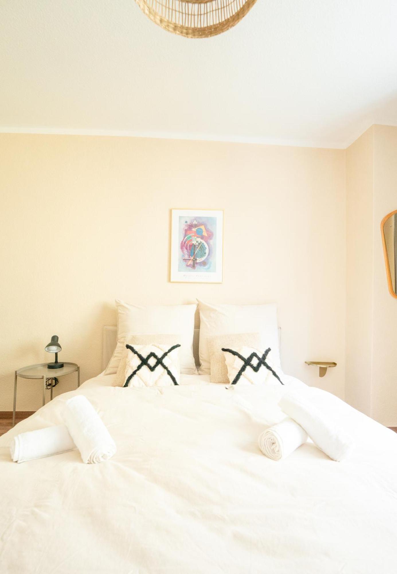 -Super Zentrales Zimmer- Direkt An Der Lutter! 比勒费尔德 外观 照片