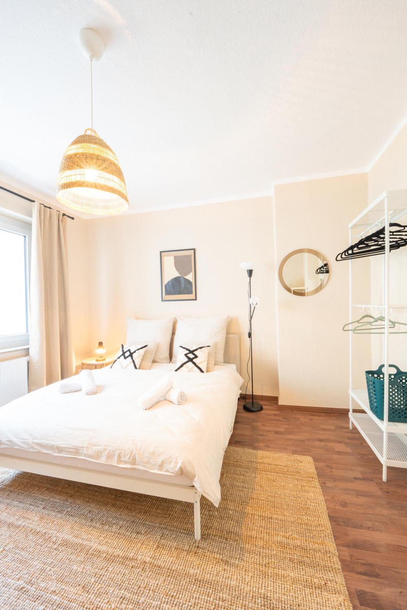 -Super Zentrales Zimmer- Direkt An Der Lutter! 比勒费尔德 外观 照片